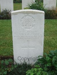 Bedford House Cemetery - Pinchon, J M