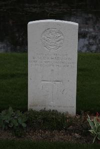 Bedford House Cemetery - Richardson, R M
