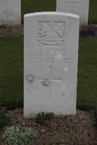 Bedford House Cemetery - Roberts, W O