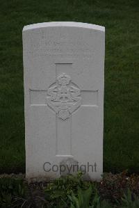 Bedford House Cemetery - Robinson, G W