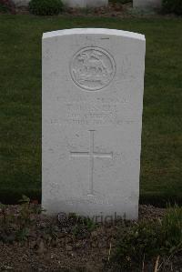 Bedford House Cemetery - Russell, Thomas