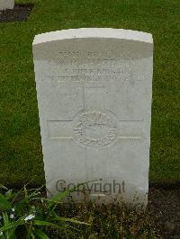 Bedford House Cemetery - Richardson, George Kent