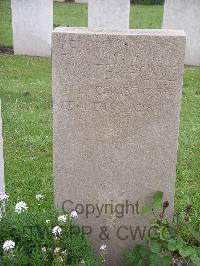 Bedford House Cemetery - Rode, Walter