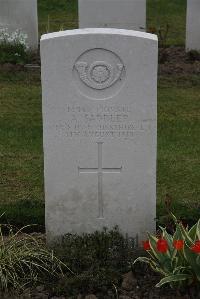 Bedford House Cemetery - Saddler, A