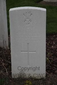 Bedford House Cemetery - Sanders, Harold William