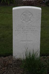 Bedford House Cemetery - Savager, T J
