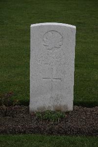 Bedford House Cemetery - Scott, John Douglas