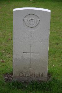 Bedford House Cemetery - Shaw, F