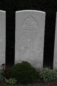 Bedford House Cemetery - Simmons, Levi