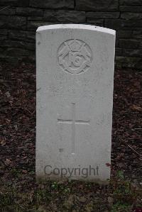 Bedford House Cemetery - Smith, T