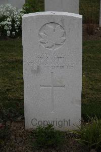 Bedford House Cemetery - Smith, W J