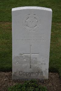Bedford House Cemetery - Smith, W J A O