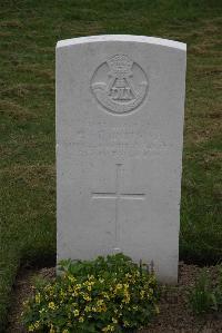 Bedford House Cemetery - Stainthorp, F
