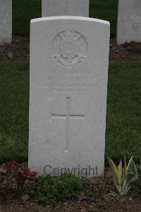 Bedford House Cemetery - Steggles, D