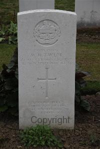 Bedford House Cemetery - Taylor, W H