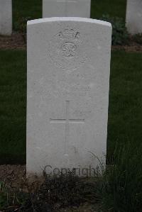 Bedford House Cemetery - Thomas, Owen