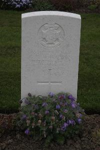 Bedford House Cemetery - Thompson, Charles Henry