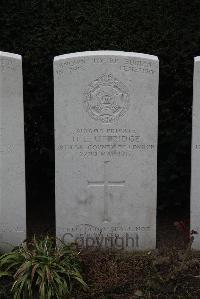 Bedford House Cemetery - Uttridge, H E
