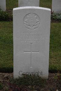 Bedford House Cemetery - Verriez, J F