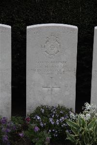 Bedford House Cemetery - Walker, T R H