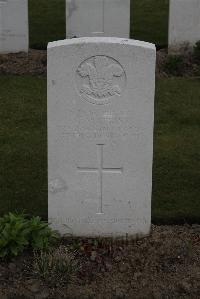 Bedford House Cemetery - Watkins, W