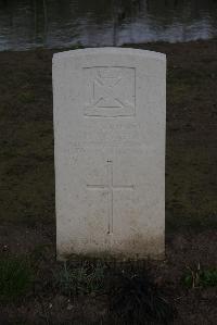 Bedford House Cemetery - Watters, John Herbert