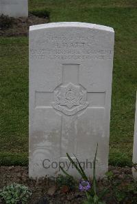 Bedford House Cemetery - Watts, H