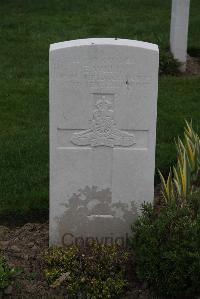 Bedford House Cemetery - Wells, E