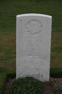 Bedford House Cemetery - Wintrup, Robert Stanley
