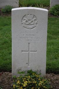 Bedford House Cemetery - Wood, F