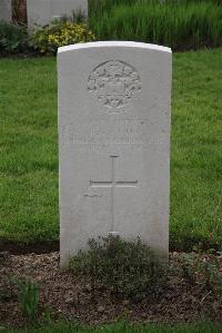 Bedford House Cemetery - Wood, R R