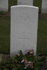 Bedford House Cemetery - Young, Reuben