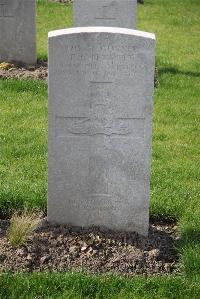 Birr Cross Roads Cemetery - Bennett, Edward George
