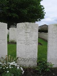 Bleuet Farm Cemetery - White, Walter Edward