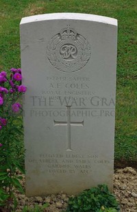 Rennes Eastern Communal Cemetery - COLES, ALBERT FREDERICK