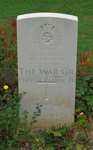 Rennes Eastern Communal Cemetery - COXHEAD, RICHARD GODFREY