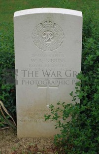 Rennes Eastern Communal Cemetery - GIBBINS, WILLIAM