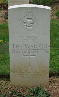 Rennes Eastern Communal Cemetery - GRIFFITHS, ALAN