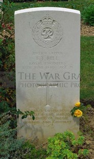 Rennes Eastern Communal Cemetery - HILL, ERIC TENNISON