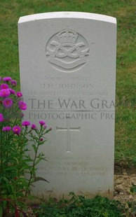 Rennes Eastern Communal Cemetery - JOHNSON, JOHN HENRY