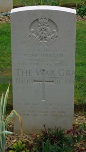 Rennes Eastern Communal Cemetery - McDONALD, WILLIAM