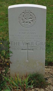 Rennes Eastern Communal Cemetery - McGARY, THOMAS
