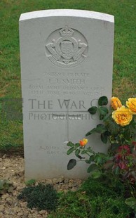 Rennes Eastern Communal Cemetery - SMITH, EDWARD JEREMIAH