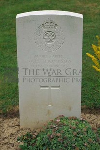 Rennes Eastern Communal Cemetery - THOMPSON, WILLIAM HENRY