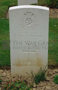 Rennes Eastern Communal Cemetery - TILBROOKE, RICHARD WILLIAM FREDERICK