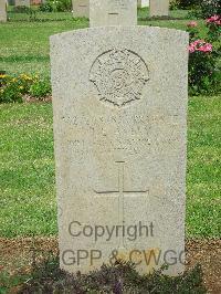 Jerusalem War Cemetery - Avery, J E