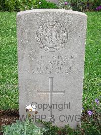 Jerusalem War Cemetery - Ayres, John James