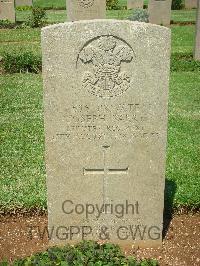 Jerusalem War Cemetery - Barry, Joseph