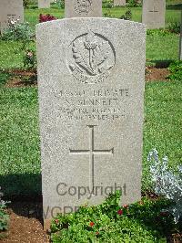 Jerusalem War Cemetery - Bennett, N