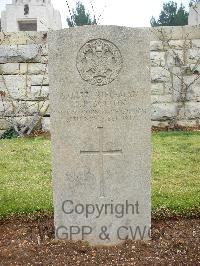 Jerusalem War Cemetery - Bolton, J E